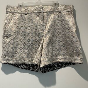 Lane Bryant‎ Women's Geometric Patterned Black and Gold Metallic Shorts Size 20